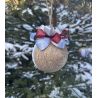 Handbestickte Weihnachtskugel Kleines Mädchen in einem blauen Mantel