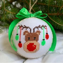 Reindeer Christmas Tree Ornament