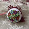 Weihnachtskugel mit gestickter Weihnachtsstern -II