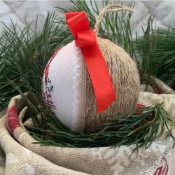 Christmas Ornament Bird with a gift