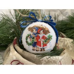 Christmas bauble Children with an umbrella